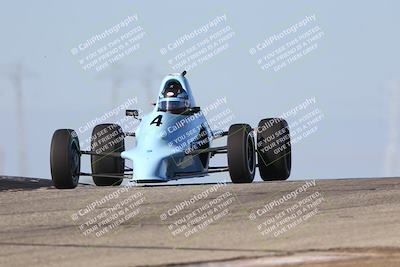 media/Oct-26-2025-CalClub SCCA (Sun) [[8ce1e69566]]/Group 6/Grapevine/